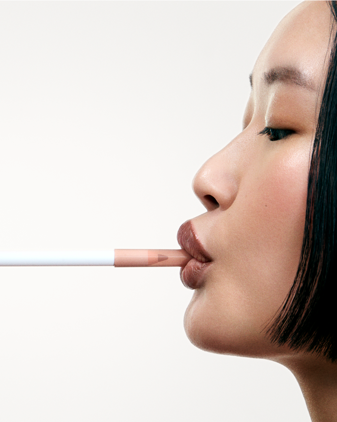 Lip Line - Image 34