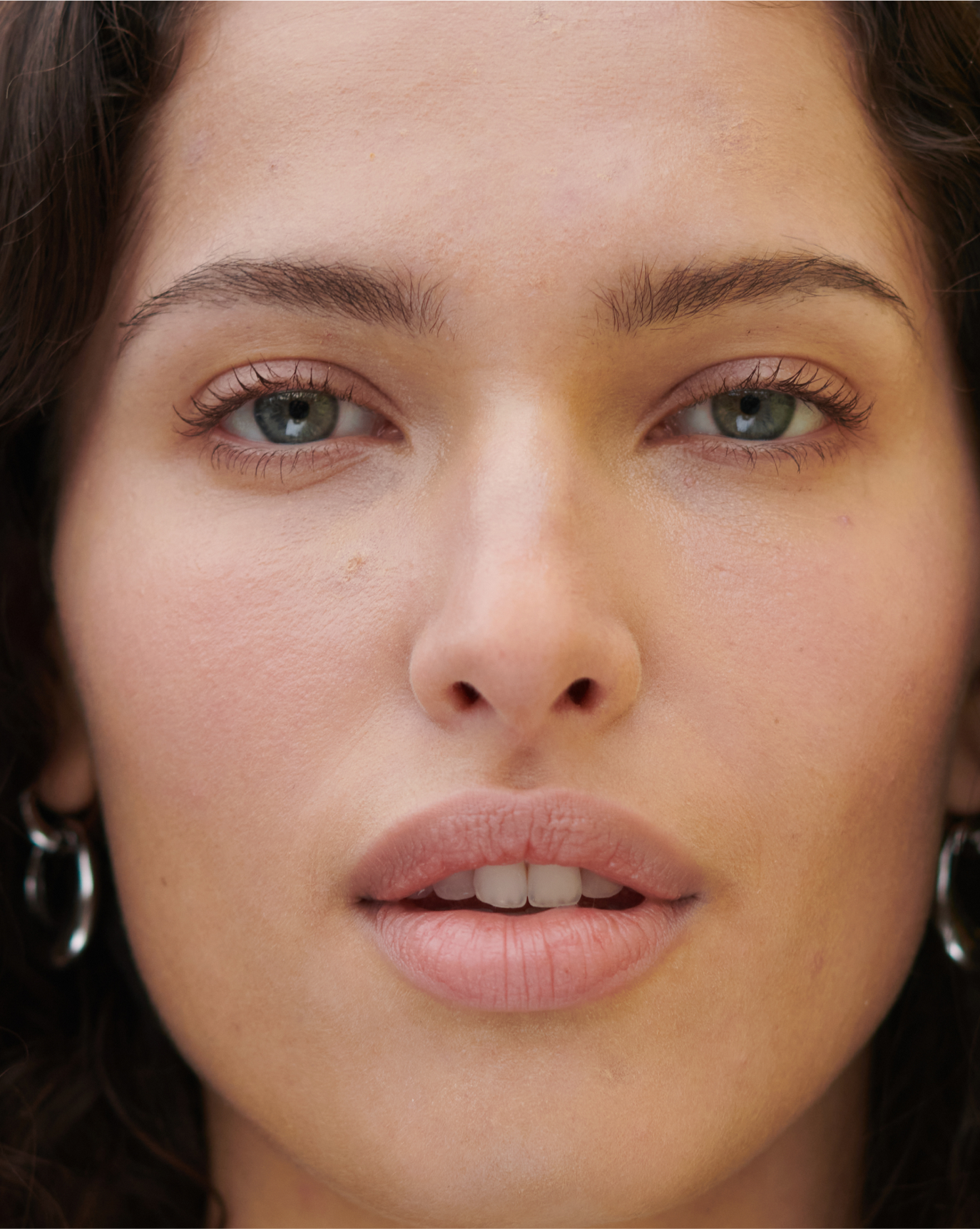 Lip Line - Image 21
